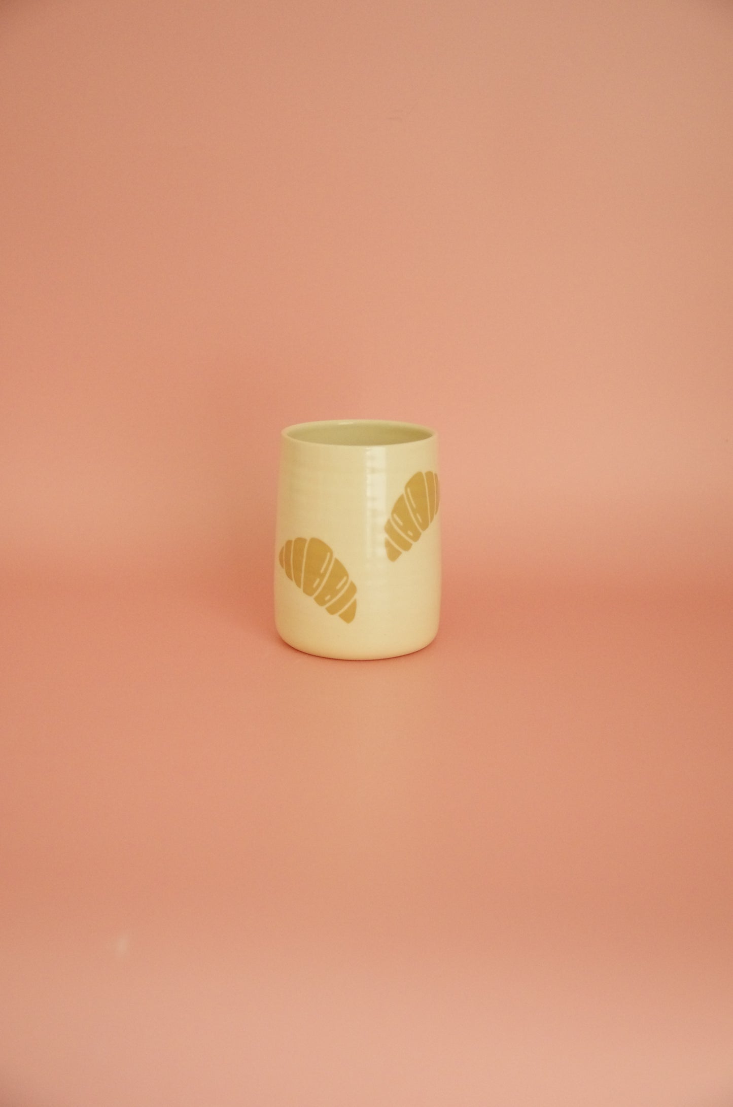 Croissant cup (Two sizes available)