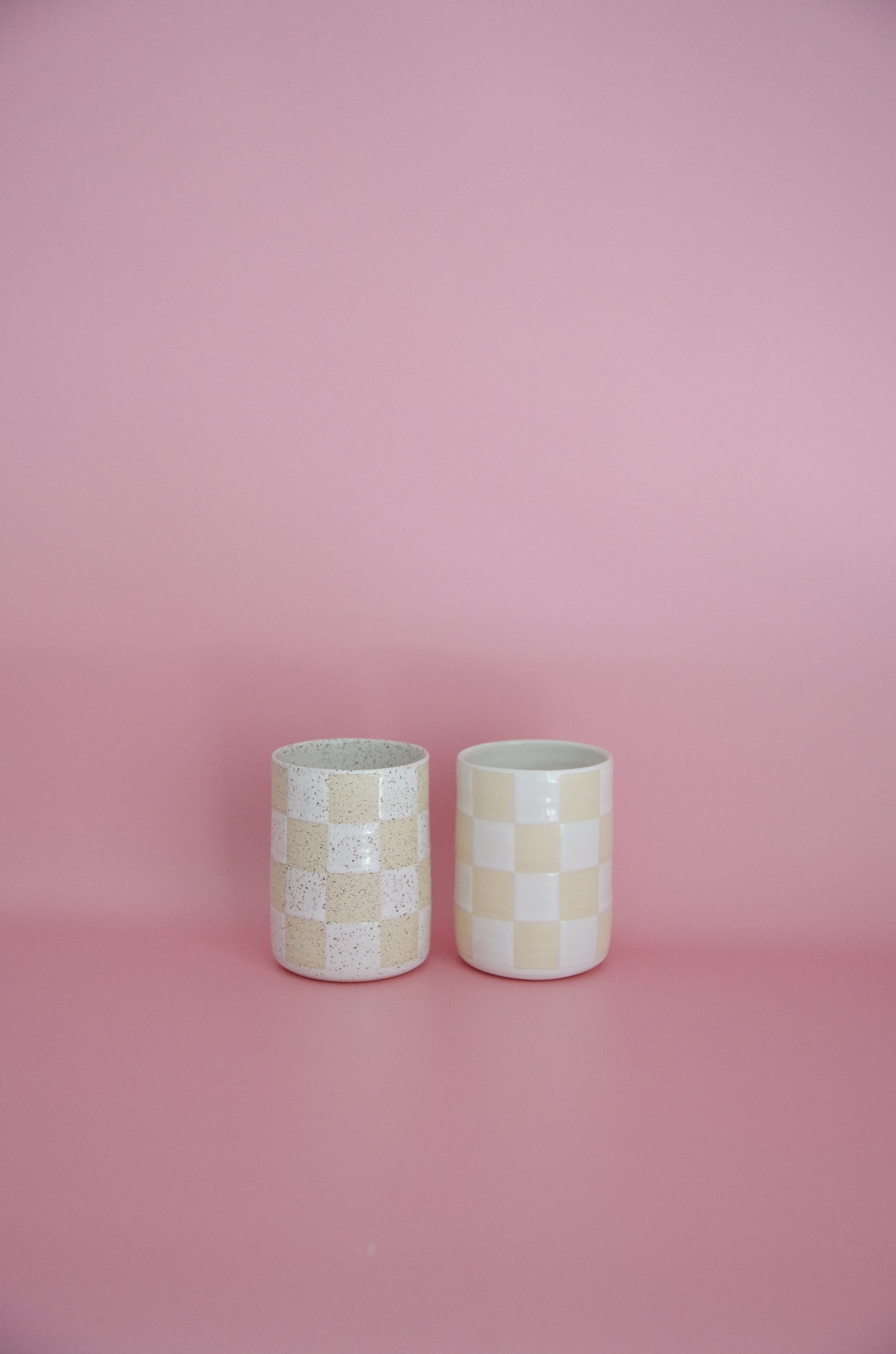 Checkered cup (White/Two Sizes)