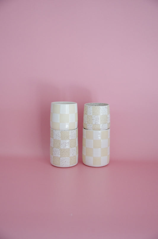 Checkered cup (White/Two Sizes)