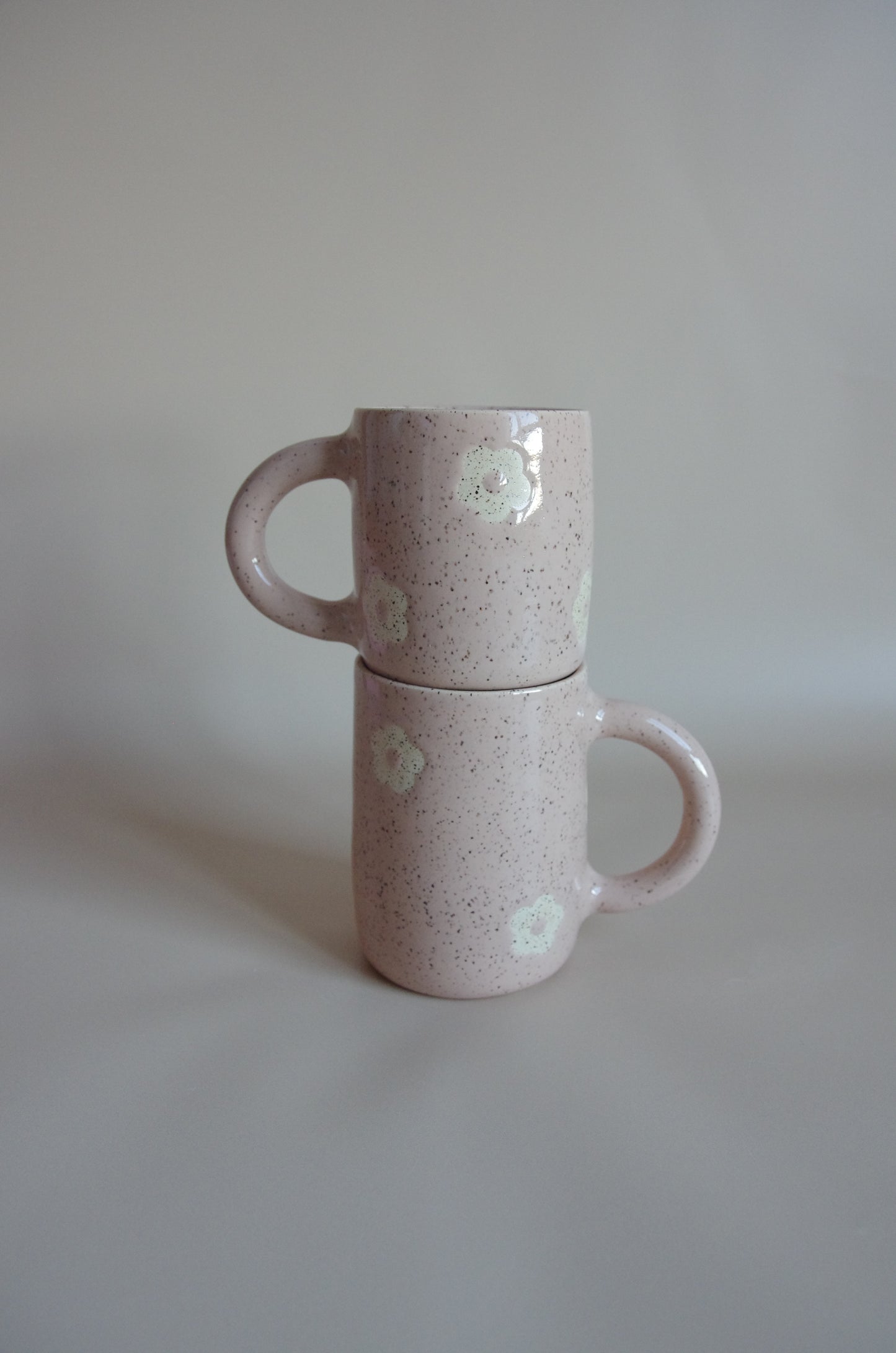 Daisy mugs