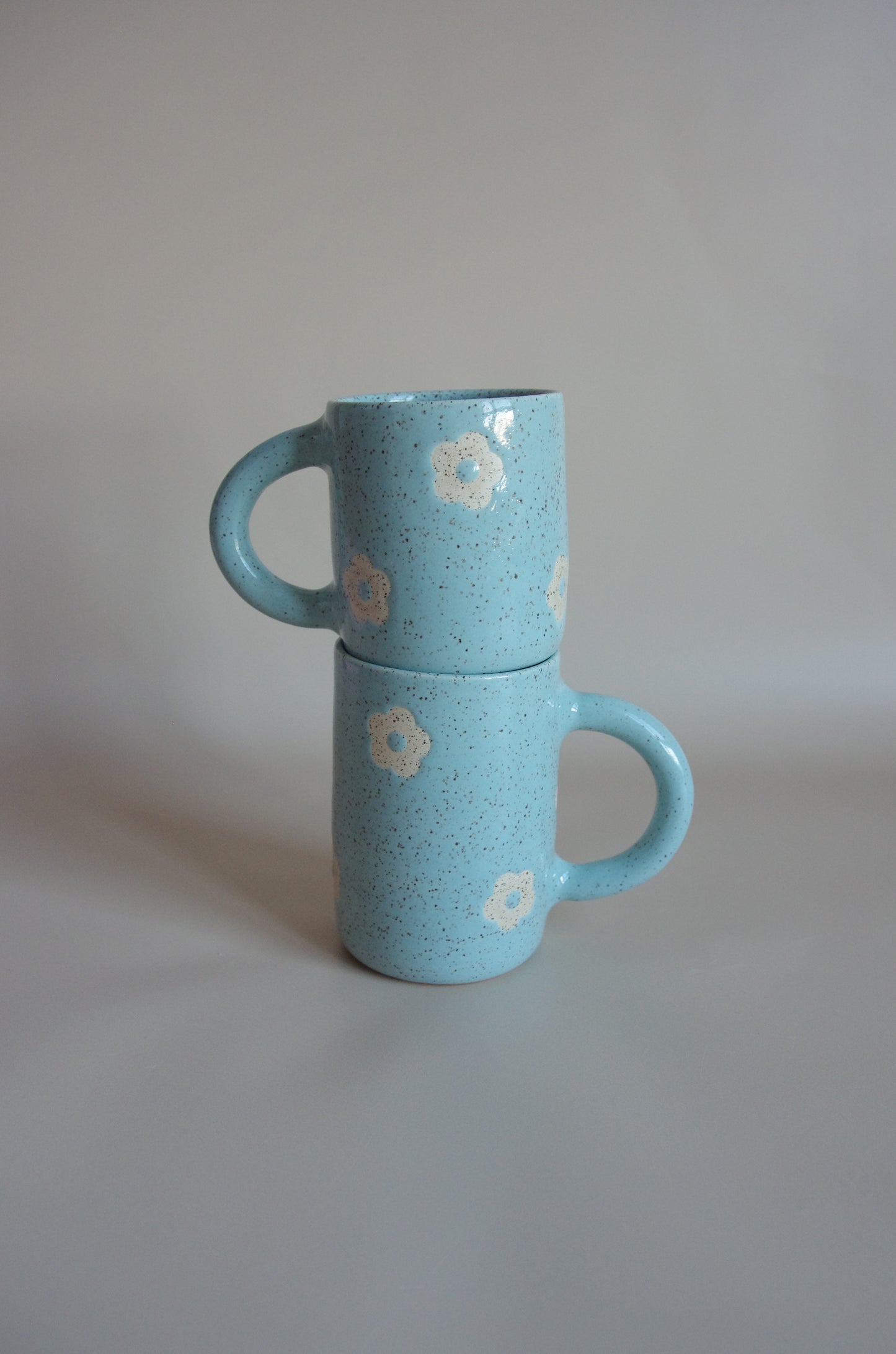 Daisy mugs