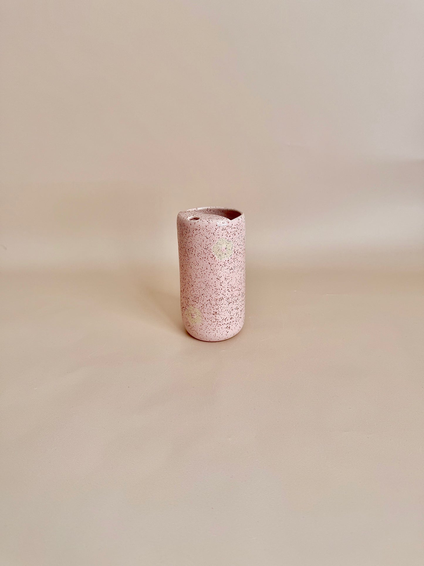 Daisy to-go cup