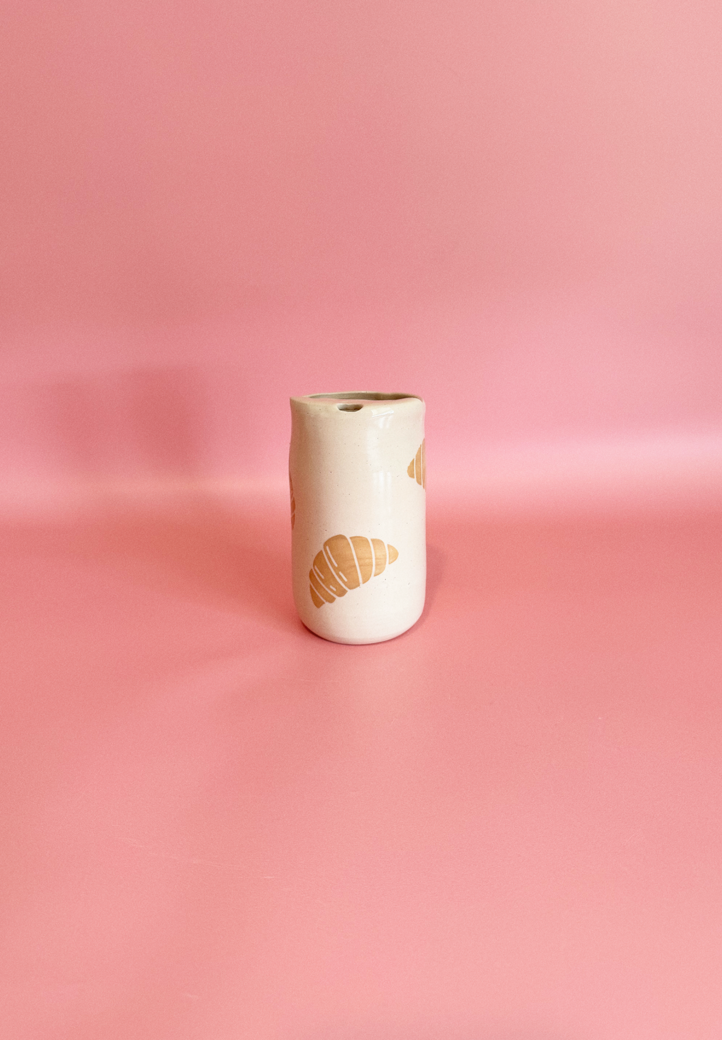 Croissant cup (Two sizes available)